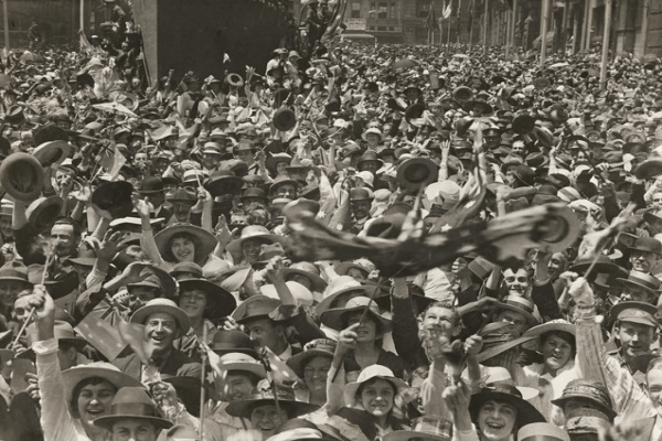 Armistice Day, Martin Place, Sydney, 1918